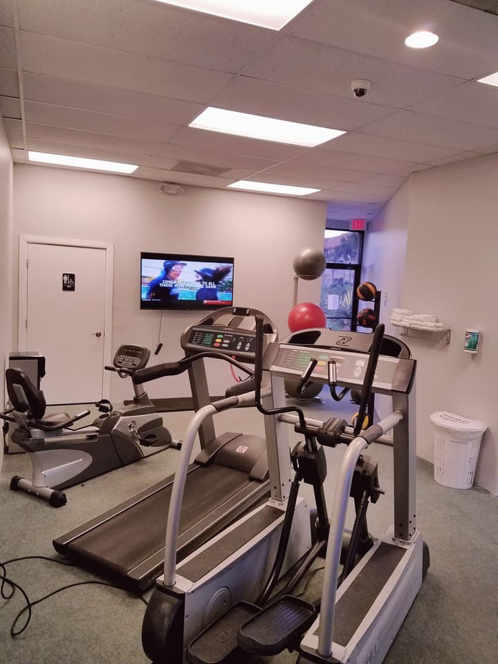 Parc Corniche Condominium Suite Hotel