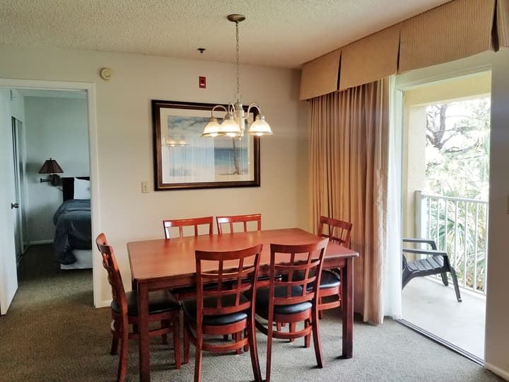 Parc Corniche Condominium Suite Hotel