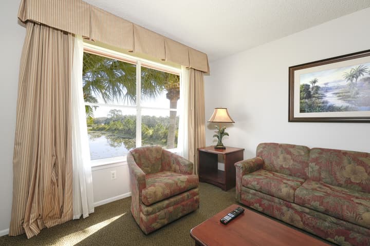 Parc Corniche Condominium Suite Hotel