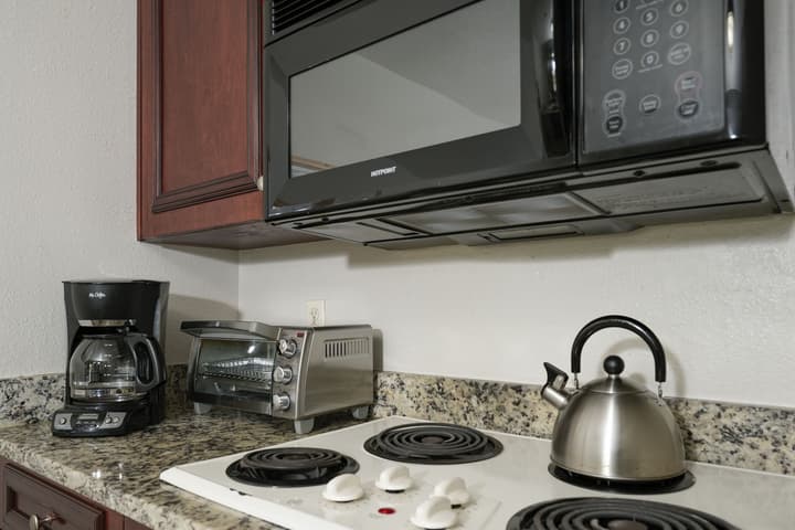 Parc Corniche Condominium Suite Hotel