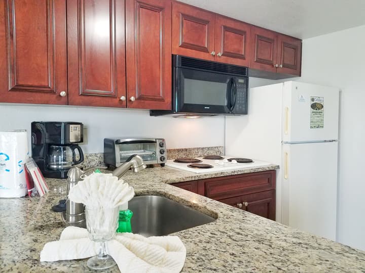 Parc Corniche Condominium Suite Hotel