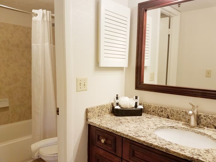 Parc Corniche Condominium Suite Hotel