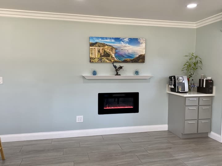 Aura Inn Monterey