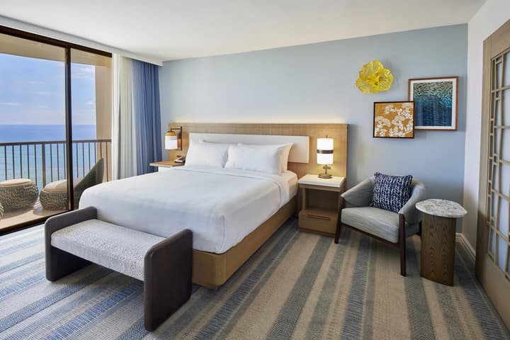 Hilton Hawaiian Village Waikiki Beach Resort