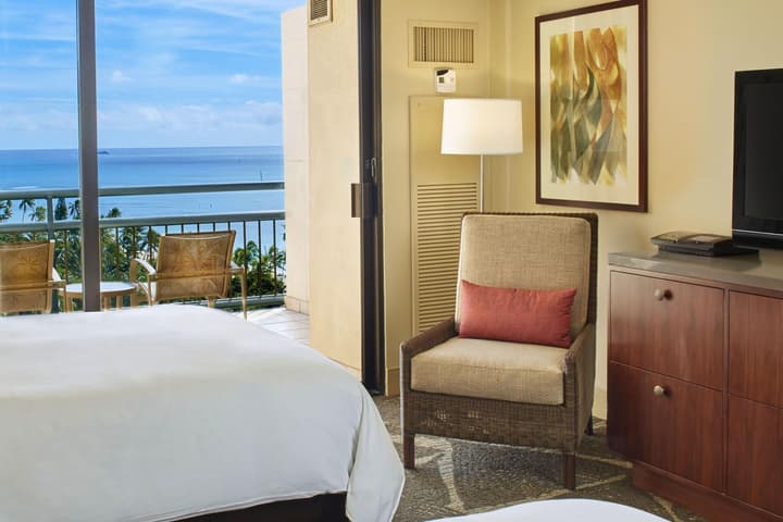 Hilton Hawaiian Village Waikiki Beach Resort