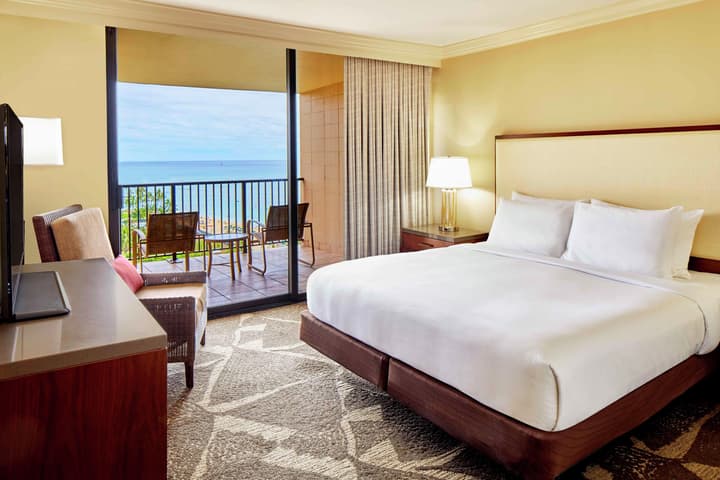 Hilton Hawaiian Village Waikiki Beach Resort