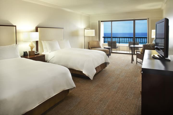 Hilton Hawaiian Village Waikiki Beach Resort
