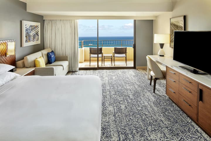 Hilton Hawaiian Village Waikiki Beach Resort