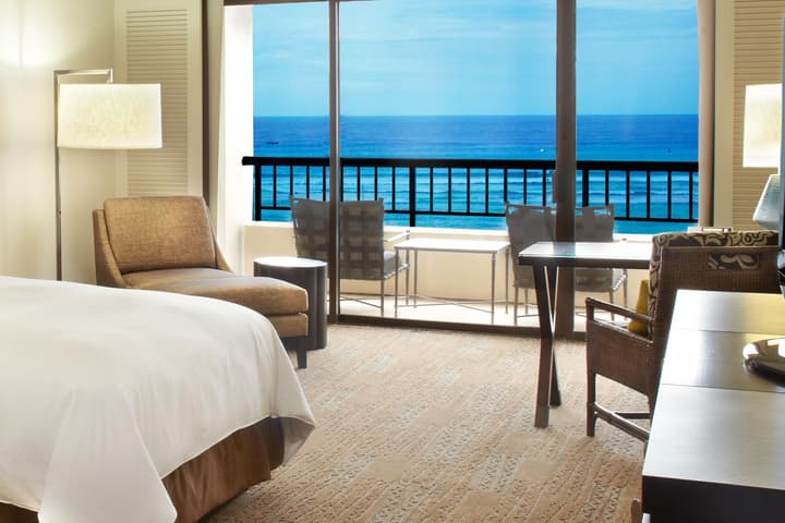 Hilton Hawaiian Village Waikiki Beach Resort