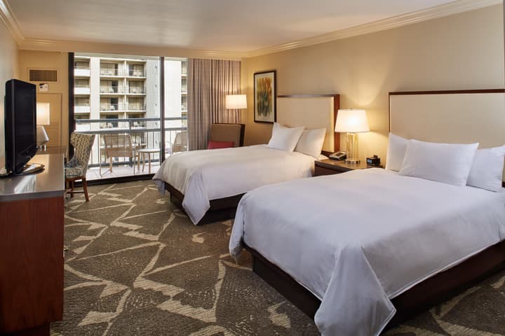 Hilton Hawaiian Village Waikiki Beach Resort