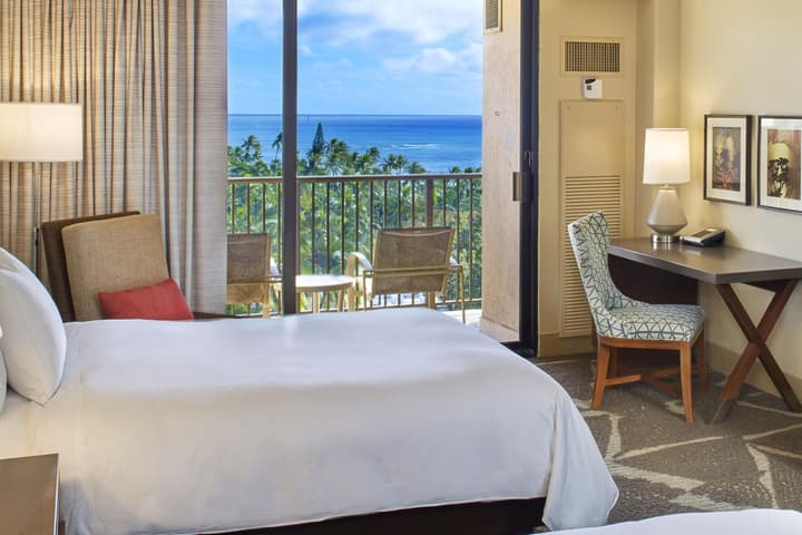 Hilton Hawaiian Village Waikiki Beach Resort