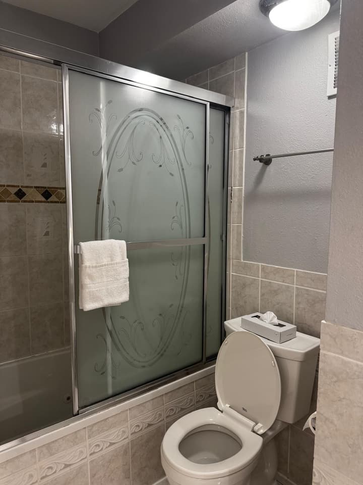 Executive Inn - Fort Lee