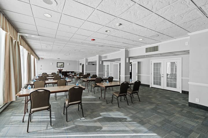 Executive Inn - Fort Lee