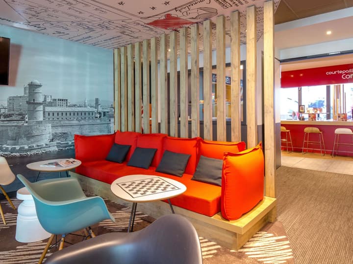 ibis Marseille Timone
