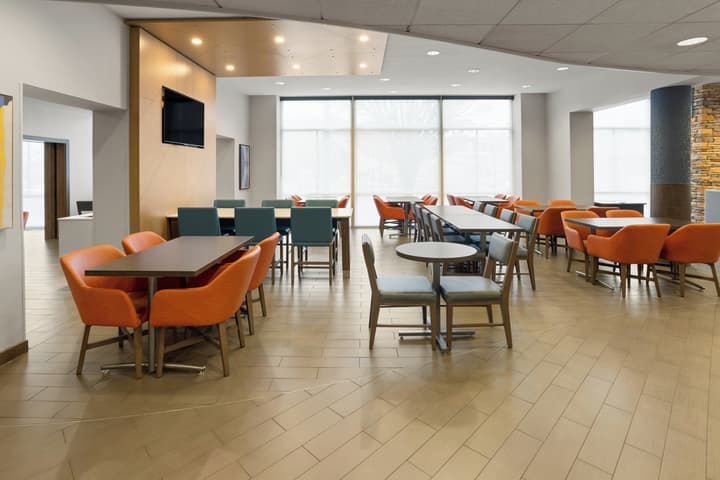 Holiday Inn Express Philadelphia - Penns Landing by IHG