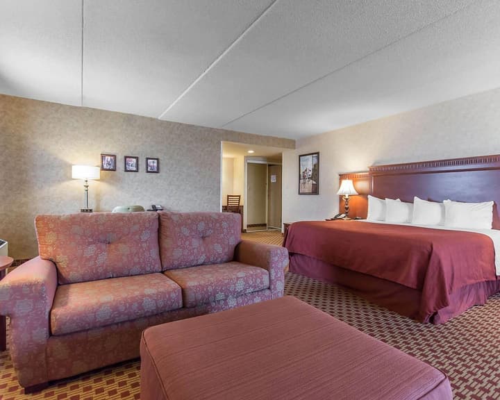 Quality Inn & Suites Bay Front
