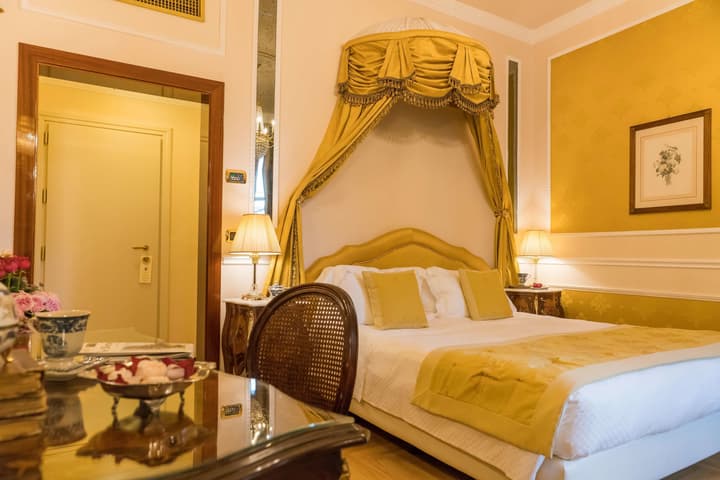 Bernini Palace