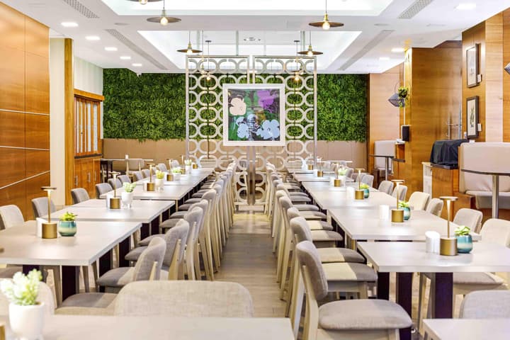 DoubleTree by Hilton London Kensington