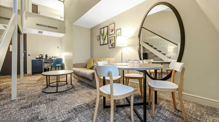 DoubleTree by Hilton London Kensington