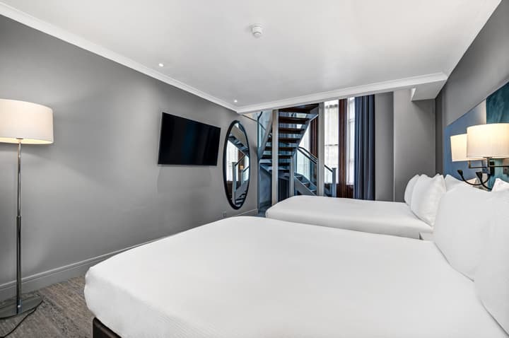DoubleTree by Hilton London Kensington