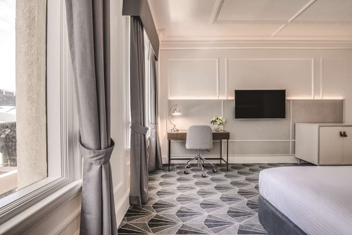 The Savoy Hotel on Little Collins Melbourne
