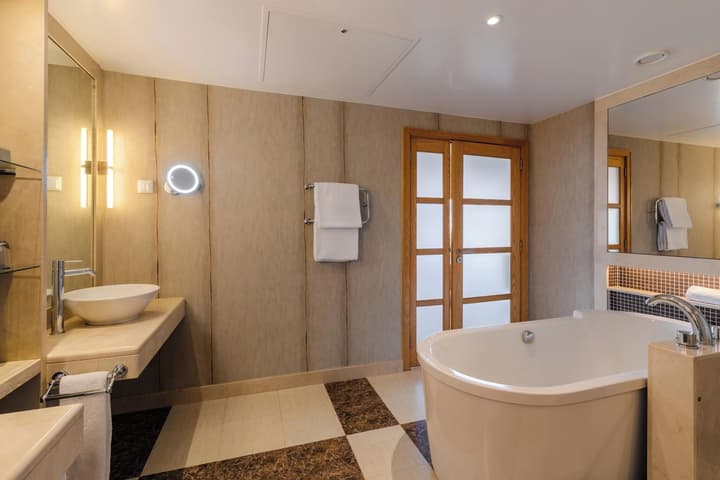 Pestana Carlton Madeira Ocean Resort Hotel