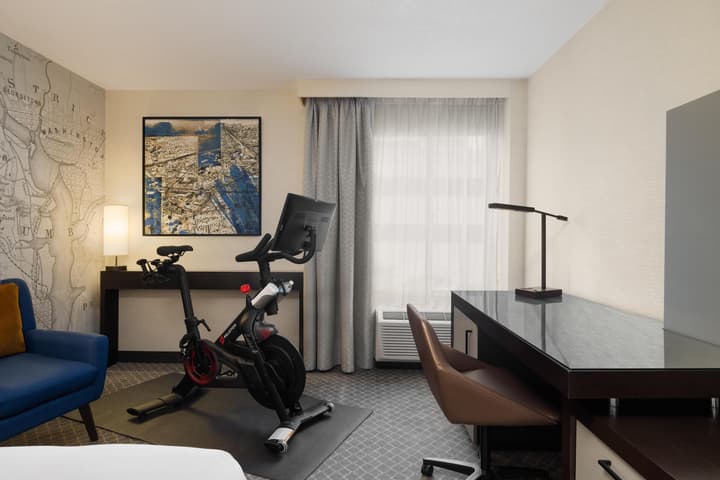 Doubletree by Hilton McLean Tysons