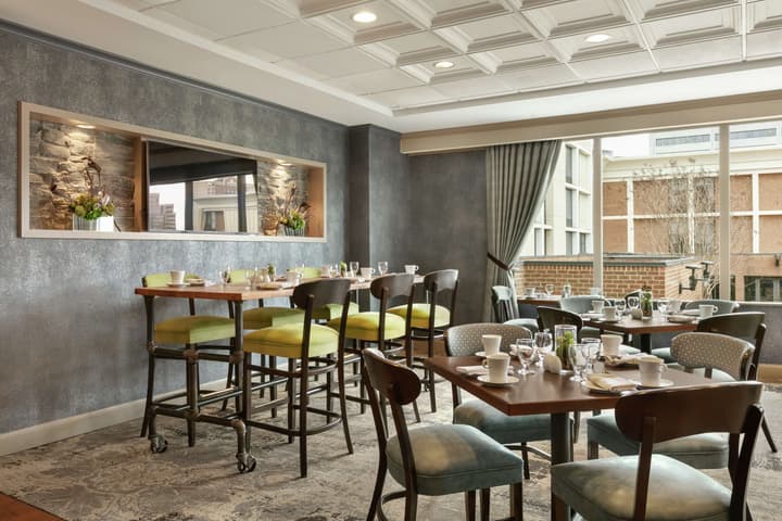 Doubletree by Hilton McLean Tysons