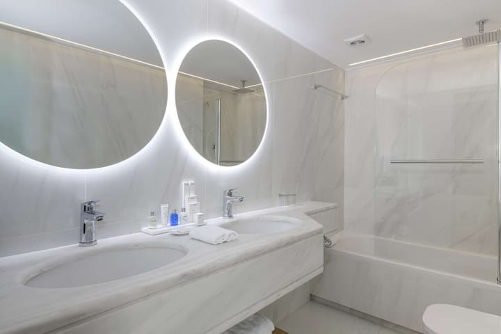 Radisson Blu Park Hotel, Athens