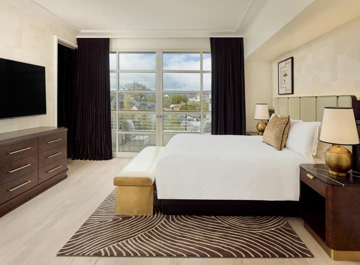 Cameo Beverly Hills, LXR Hotels & Resorts