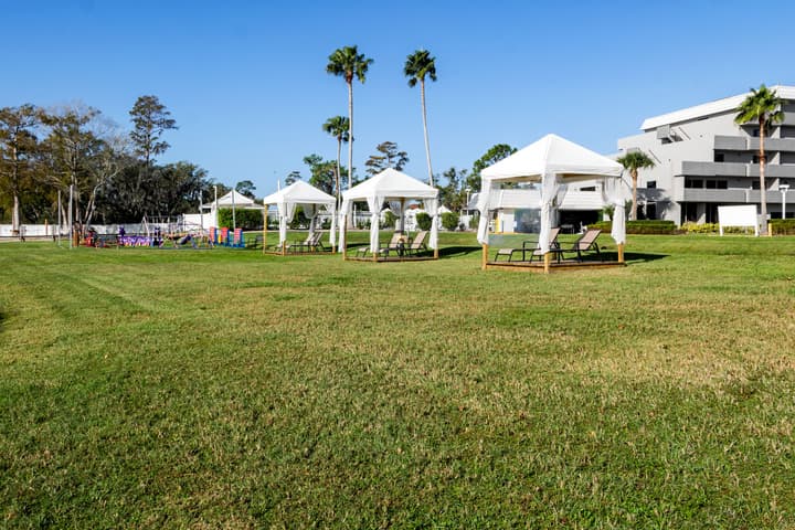 Palazzo Lakeside Hotel