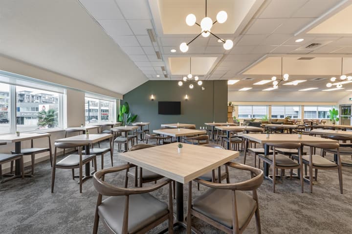 Best Western Plus Burnaby Hotel