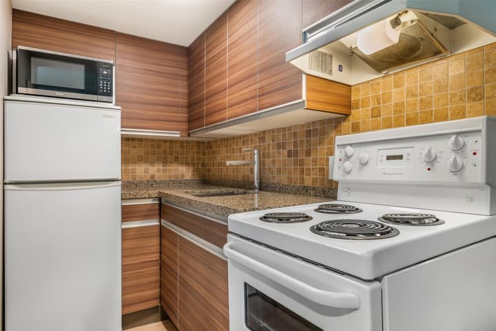 Best Western Plus Burnaby Hotel