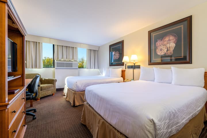 Grand Vista Hotel