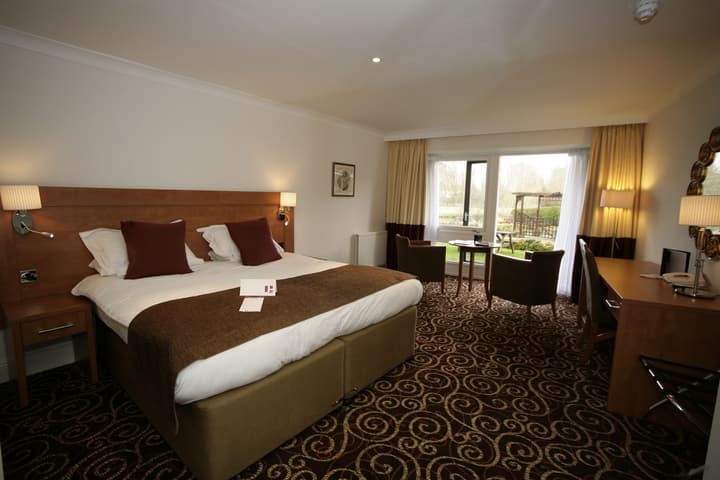 Rose and Crown Hotel