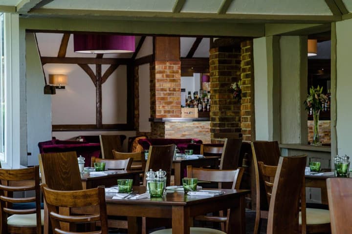 Rose and Crown Hotel