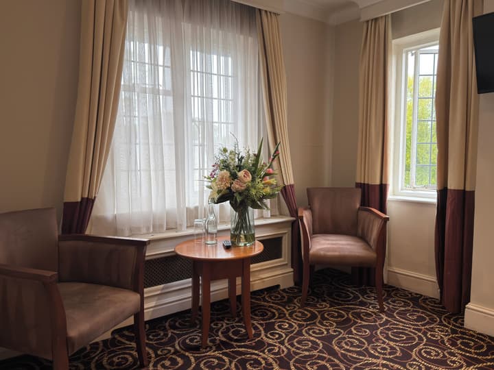 Rose and Crown Hotel