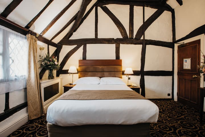 Rose and Crown Hotel