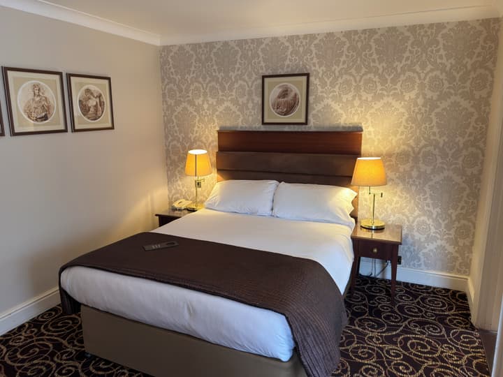 Rose and Crown Hotel