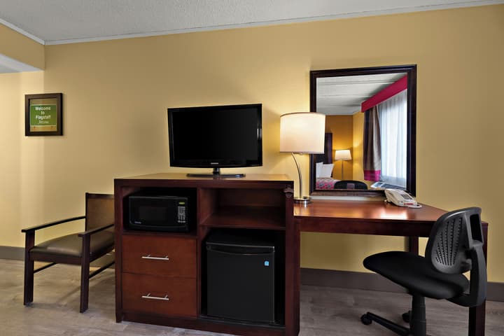 Kings House Motor Hotel, a Dazzler Select by Wyndham