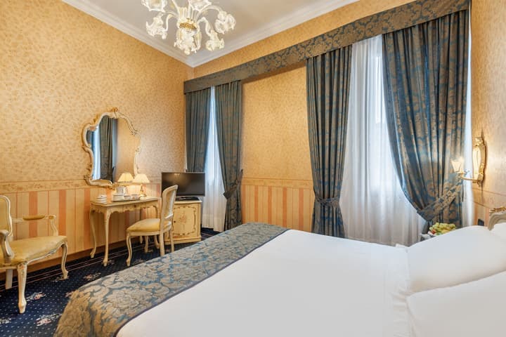 Hotel Montecarlo