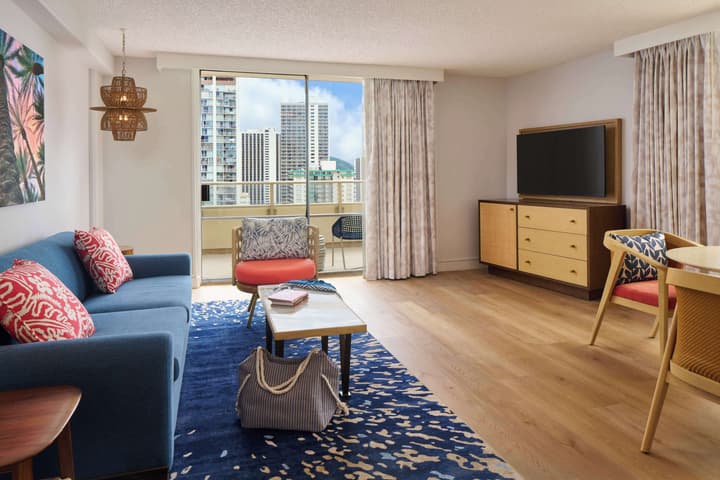 OUTRIGGER Waikiki Paradise Hotel