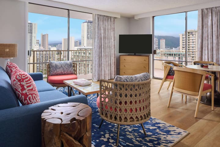 OUTRIGGER Waikiki Paradise Hotel