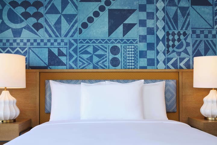 OUTRIGGER Waikiki Paradise Hotel