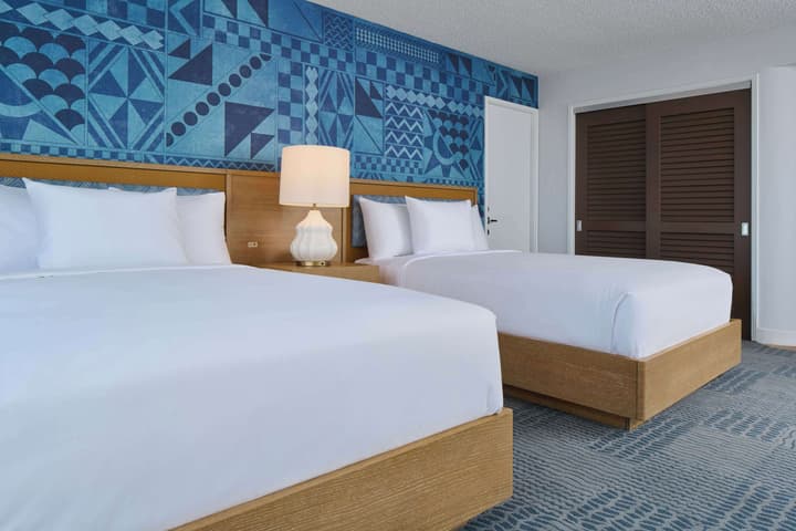 OUTRIGGER Waikiki Paradise Hotel