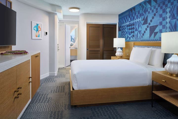 OUTRIGGER Waikiki Paradise Hotel