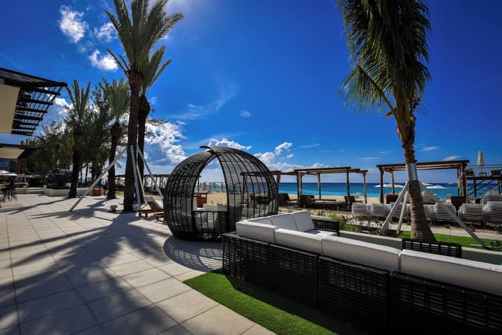 The Westin Grand Cayman Seven Mile Beach Resort & Spa