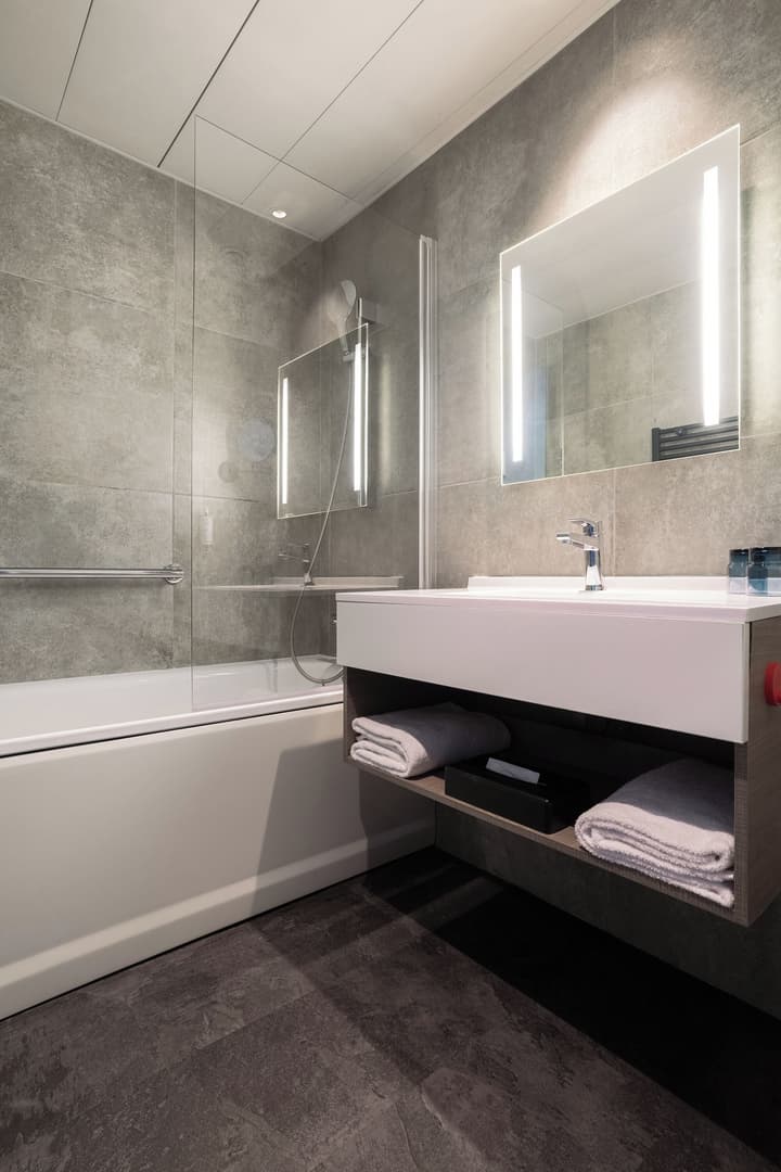 Big Sky Hotel & Spa