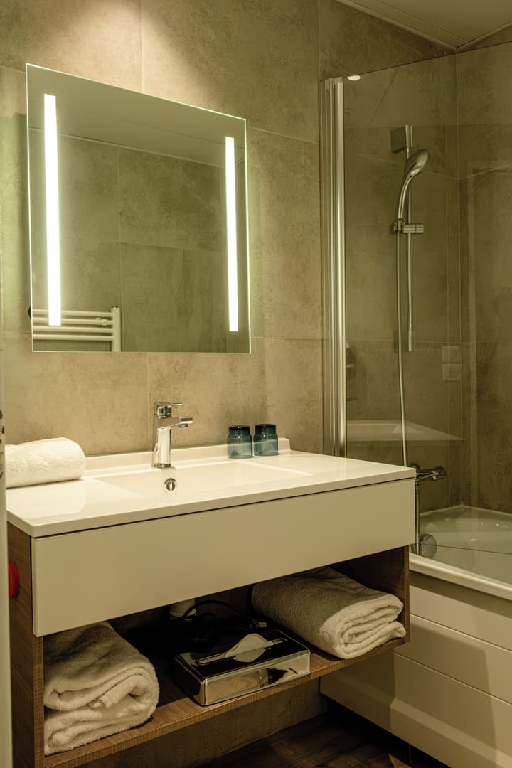 Big Sky Hotel & Spa