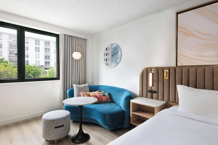 Sonesta Miami Airport